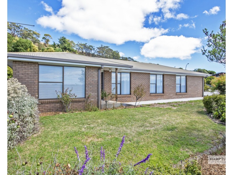 Parklands TAS 7320