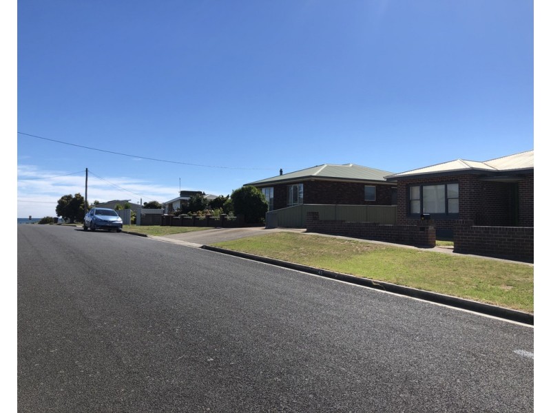 41 Bells Parade, Somerset TAS 7322