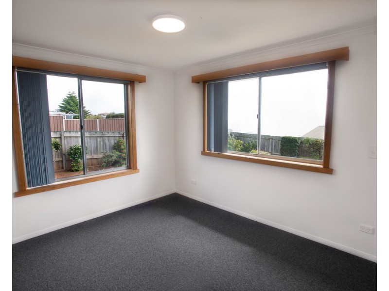 120 Upper Maud Street, West Ulverstone TAS 7315