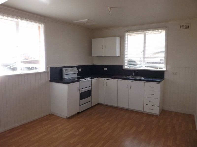 1 Ronald Crescent, Somerset TAS 7322