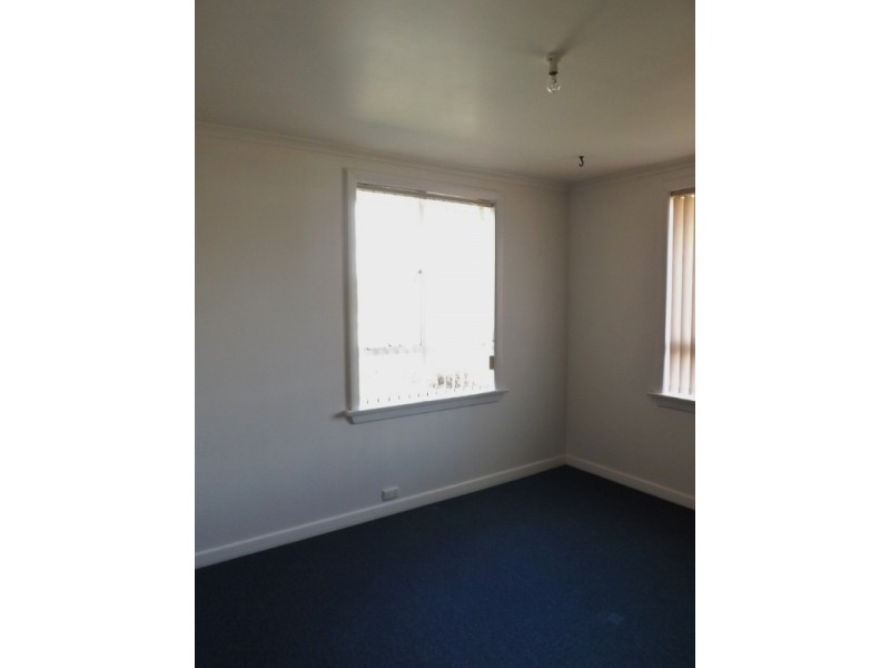 1 Ronald Crescent, Somerset TAS 7322