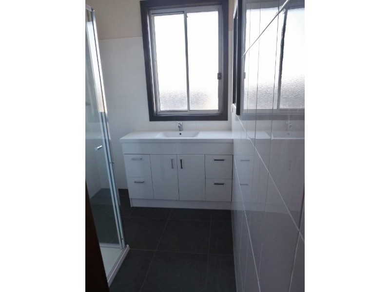 8 Woodward Avenue, Hillcrest TAS 7320