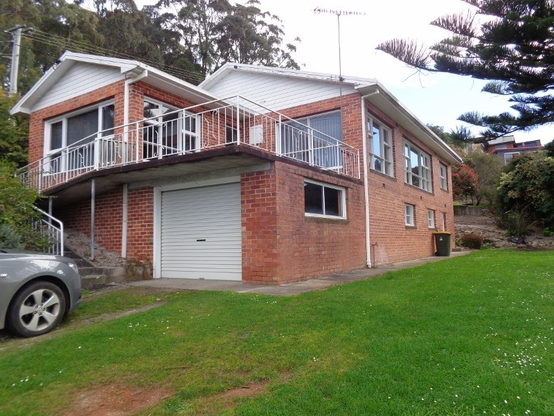 33 Athol Street, Somerset TAS 7322