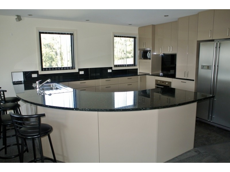 2 Panorama Crescent, Cooee TAS 7320