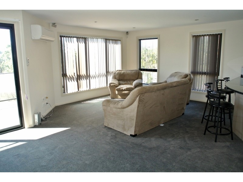2 Panorama Crescent, Cooee TAS 7320