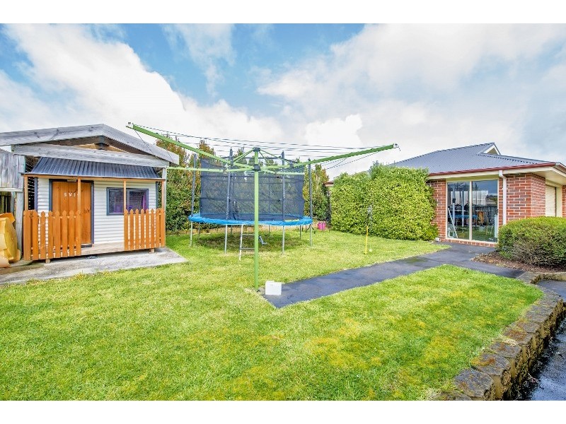 19 Panorama Crescent, Cooee TAS 7320
