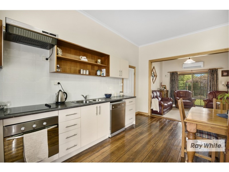99 Pine Road, Penguin TAS 7316