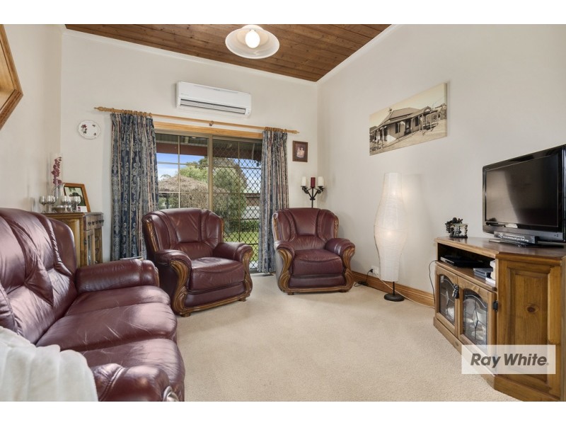 99 Pine Road, Penguin TAS 7316