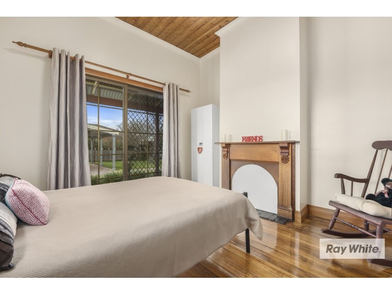 99 Pine Road, Penguin TAS 7316