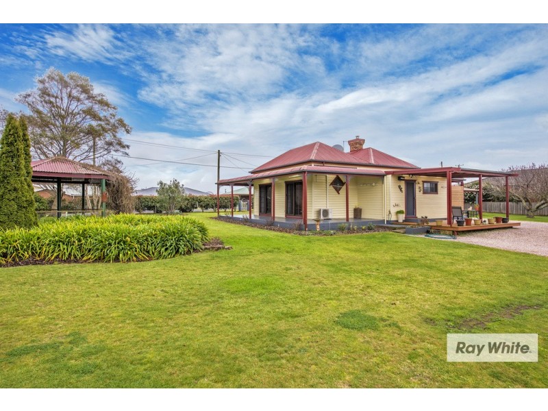 99 Pine Road, Penguin TAS 7316