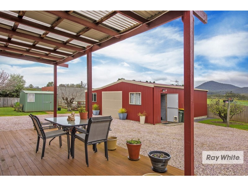 99 Pine Road, Penguin TAS 7316