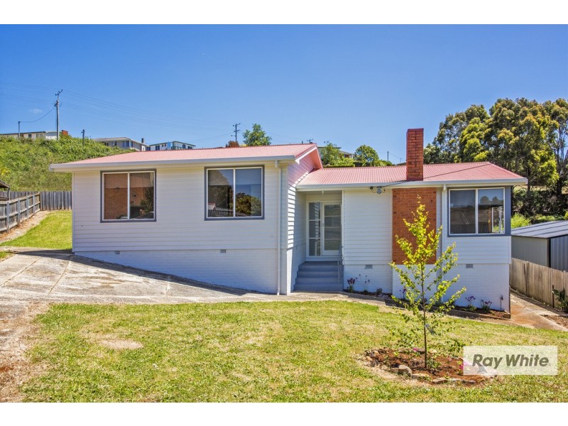24 Jacobs Crescent, Upper Burnie TAS 7320