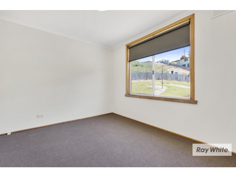 24 Jacobs Crescent, Upper Burnie TAS 7320