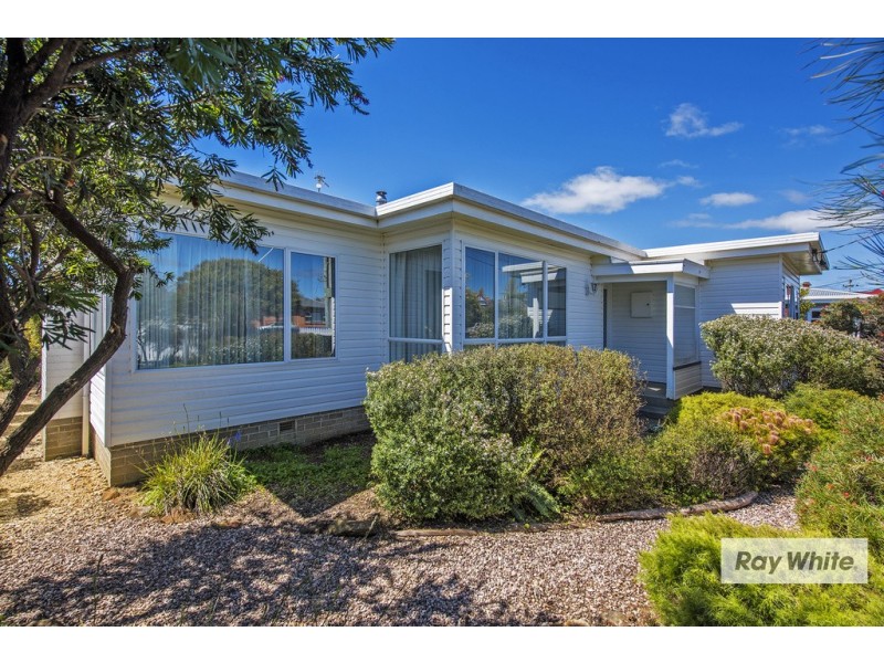 19 Saunders Street, Wynyard TAS 7325