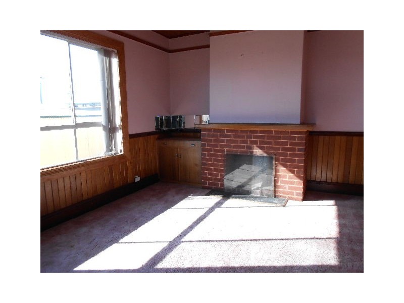 4 Evans Street, Cooee TAS 7320