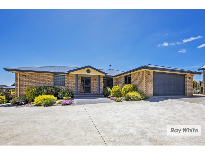 11 Josie Crescent, Romaine TAS 7320