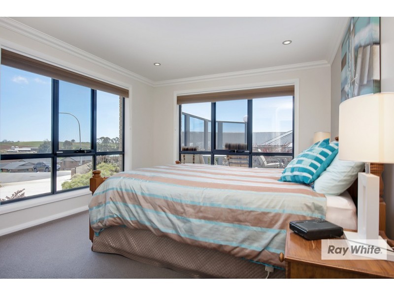 11 Josie Crescent, Romaine TAS 7320