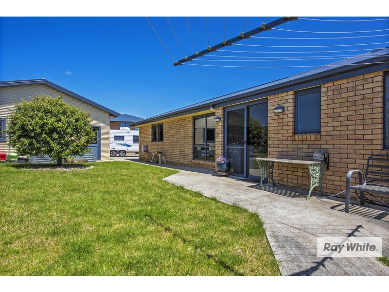 11 Josie Crescent, Romaine TAS 7320