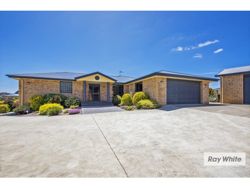11 Josie Crescent, Romaine TAS 7320
