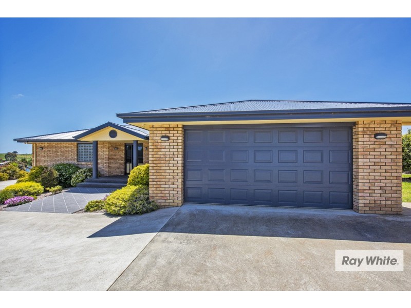 11 Josie Crescent, Romaine TAS 7320