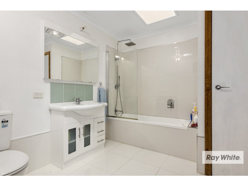 16 Esplanade, Somerset TAS 7322