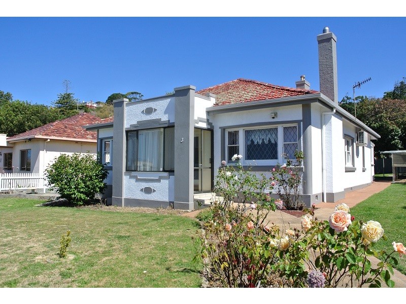 3 Bass Highway, Parklands TAS 7320