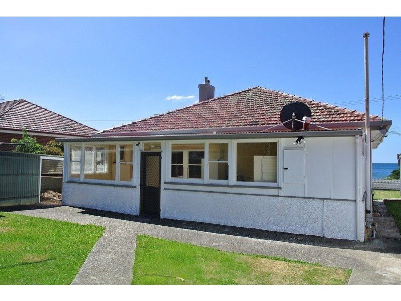 3 Bass Highway, Parklands TAS 7320
