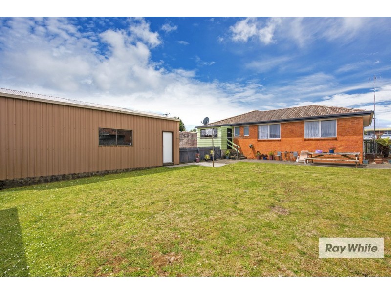 14 Van Diemens Crecent, Park Grove TAS 7320