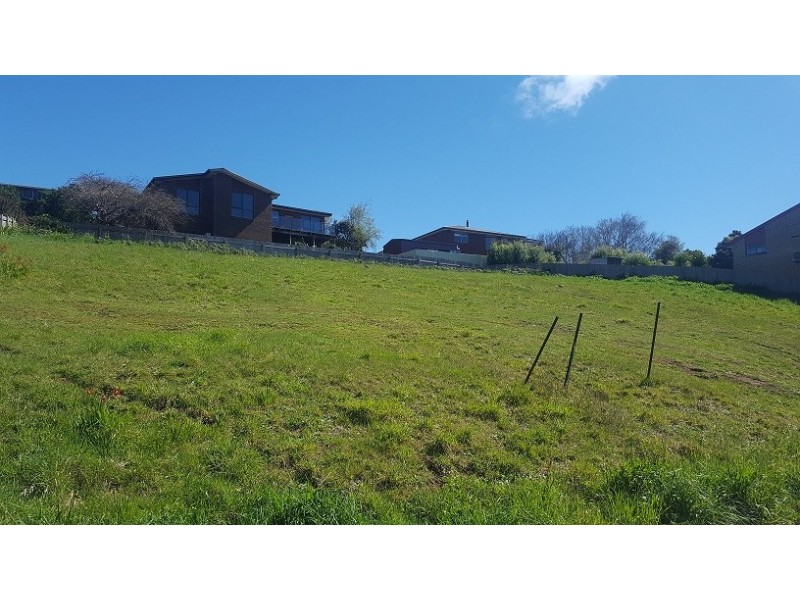 40 Sassafras Cresent, Romaine TAS 7320