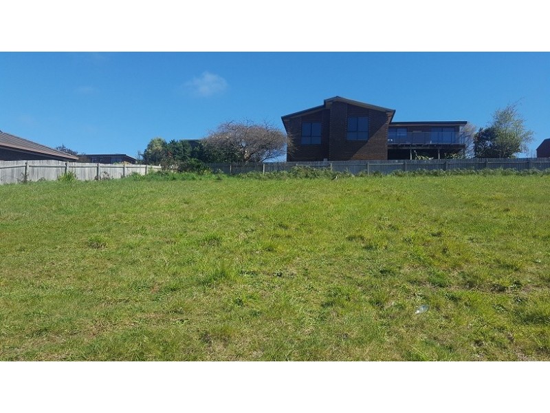 40 Sassafras Cresent, Romaine TAS 7320