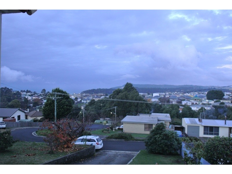 4 Mcgrath Street, Upper Burnie TAS 7320