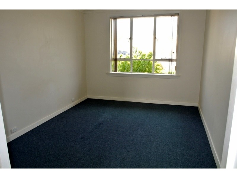 1 Ronald Crescent, Somerset TAS 7322
