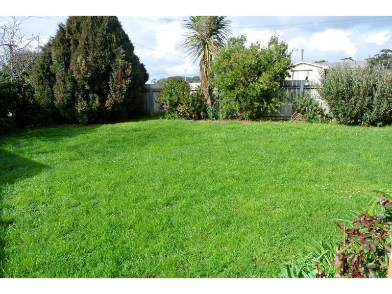 1 Ronald Crescent, Somerset TAS 7322