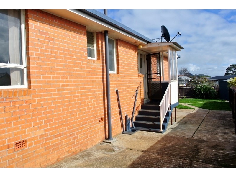 1 Ronald Crescent, Somerset TAS 7322