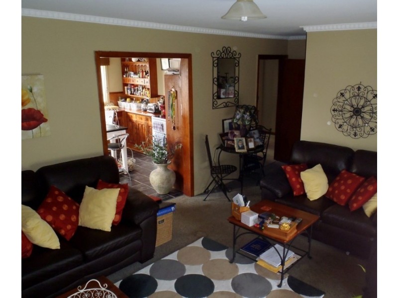 32 Lyons Street, Somerset TAS 7322