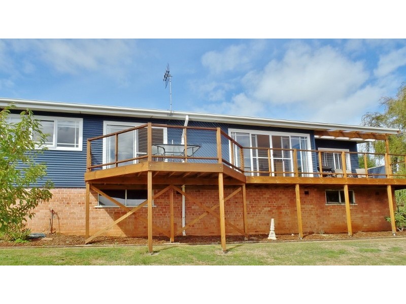 1 Hellyer Avenue, Burnie TAS 7320