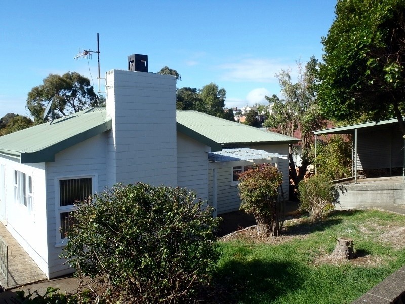 3 Sampson Street, Hillcrest TAS 7320