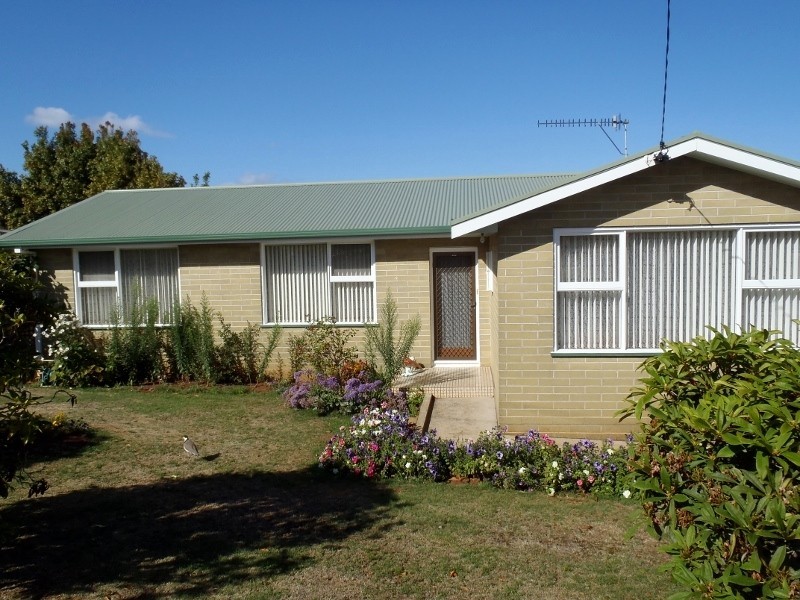 13 Futuna Avenue, Burnie TAS 7320
