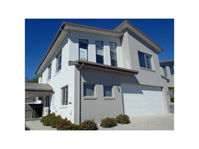 2/2 Stevens Place, Burnie TAS 7320