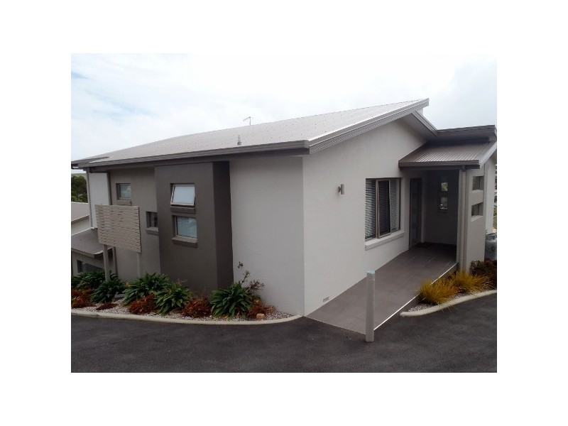 2/2 Stevens Place, Burnie TAS 7320