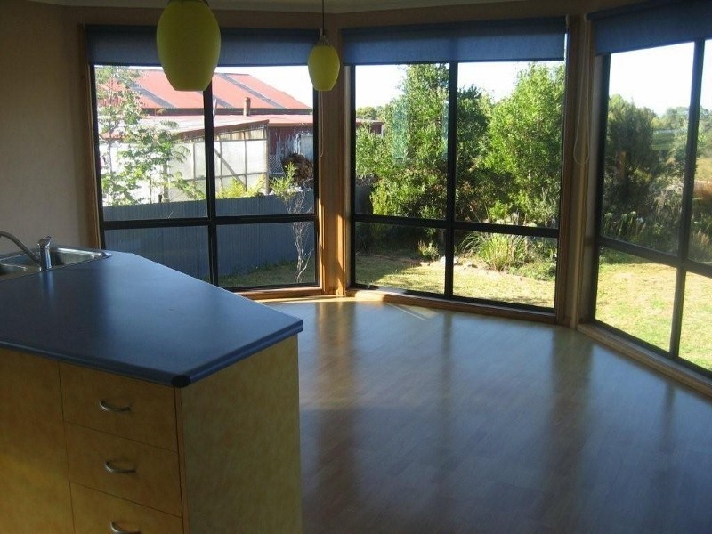 10 Charles Street, Strahan TAS 7468