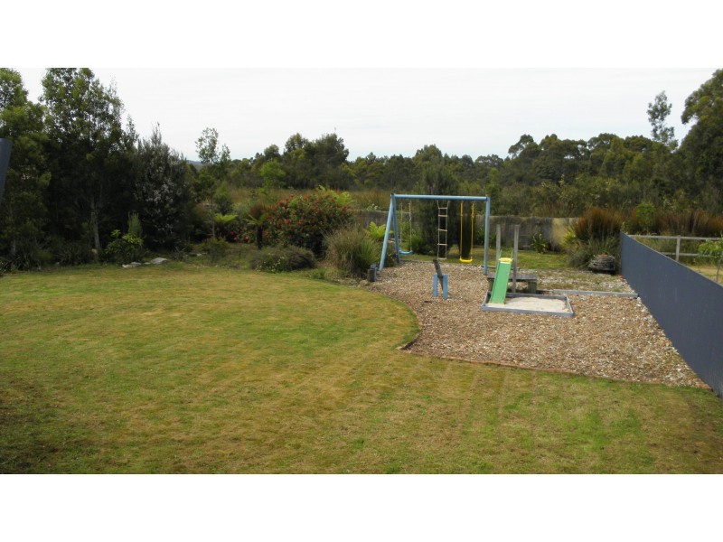 10 Charles Street, Strahan TAS 7468