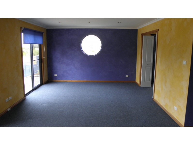 10 Charles Street, Strahan TAS 7468