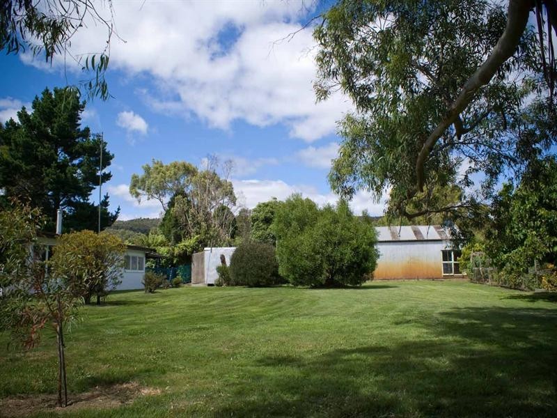 6 Stockdale Avenue, Sisters Beach TAS 7321