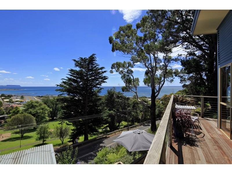 19 West Park Grove, Parklands TAS 7320