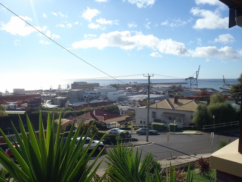 28 Hodgeman Street, Burnie TAS 7320