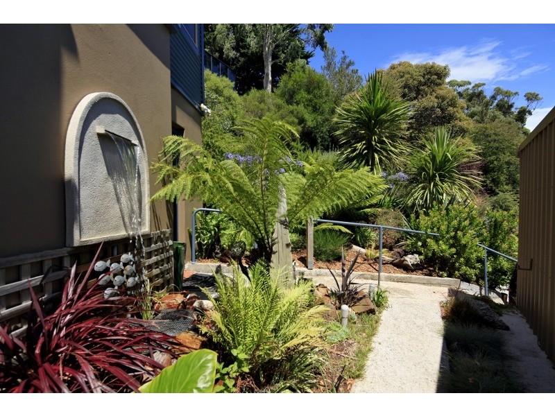 19 West Park Grove, Parklands TAS 7320