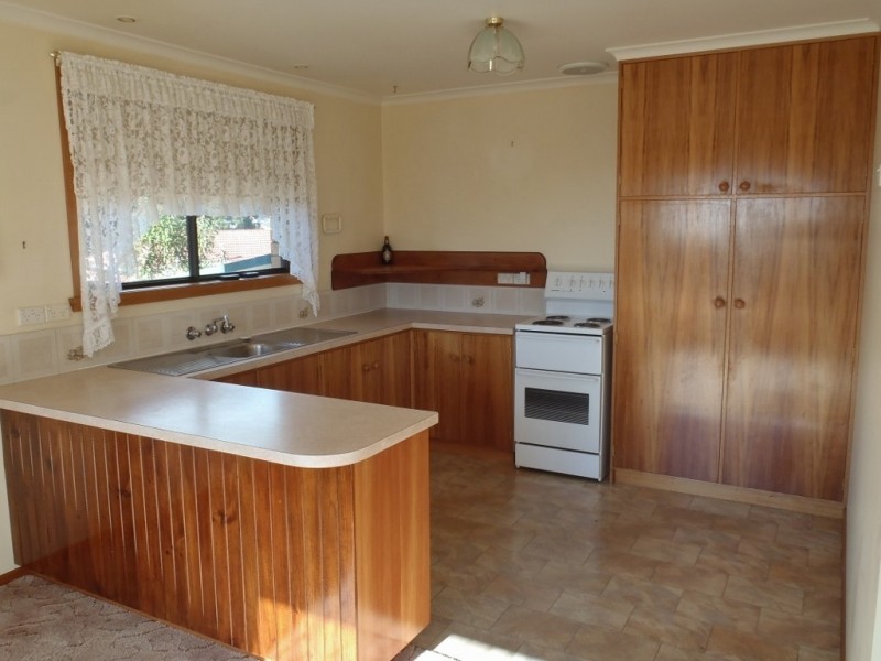 1 Sanderson Place, Burnie TAS 7320