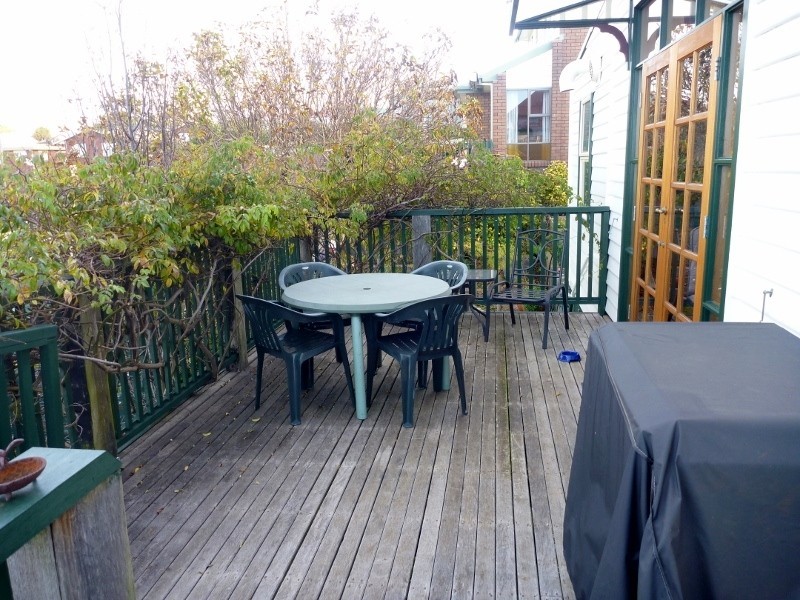 27 Elizabeth Street, Burnie TAS 7320