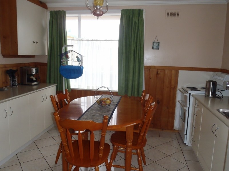6 Ronald Crescent, Somerset TAS 7322